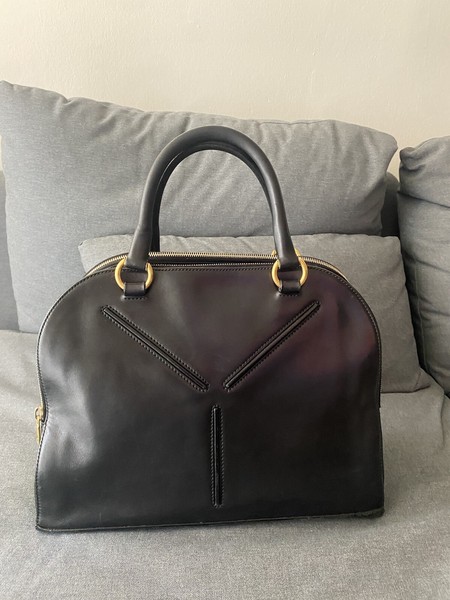 Bag yves saint laurent Sac 32 Lambskin