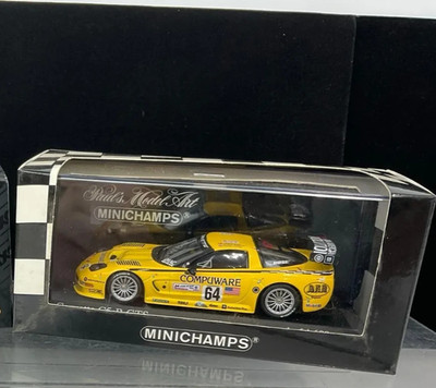 1/43 Minichamps Corvette C5R 24H Le Mans 2004 Winners Gavin Beretta Magnussen