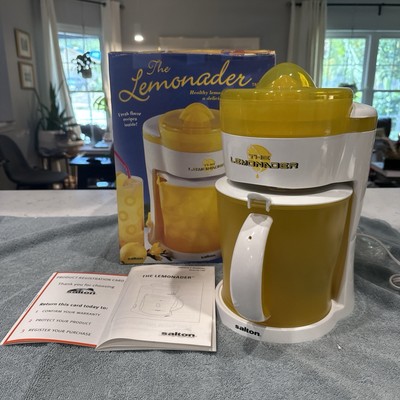 THE LEMONADER by Salton Homemade Fresh Quick Easy Lemonade Maker 2.5 Quart NIB