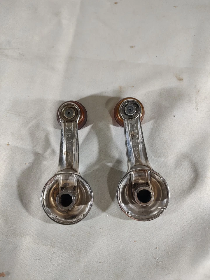 Manivela de ventana interior GM Chevy OEM No. 9715291 2 asas 1967-1970  Foto 3 de 4