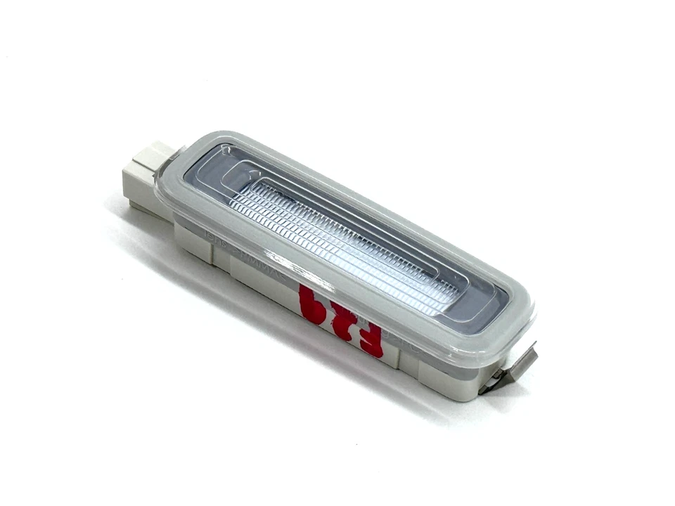 AUDI TT TTS TTRS 2016-2023 parasol delantero techo luz interior tocador lámpara OEM Foto 3 de 4