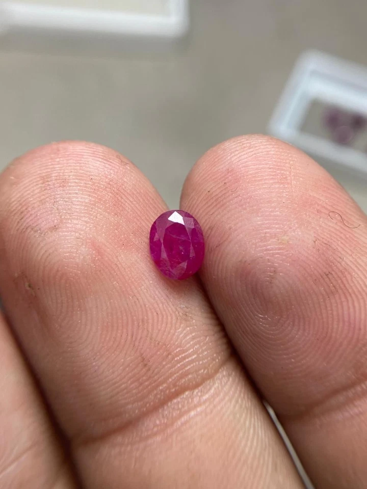 1.10ct | Natural Red Ruby Ovel Cut, Loose Gemstone | Jegdalak, Afghanistan. - Image 4 of 4
