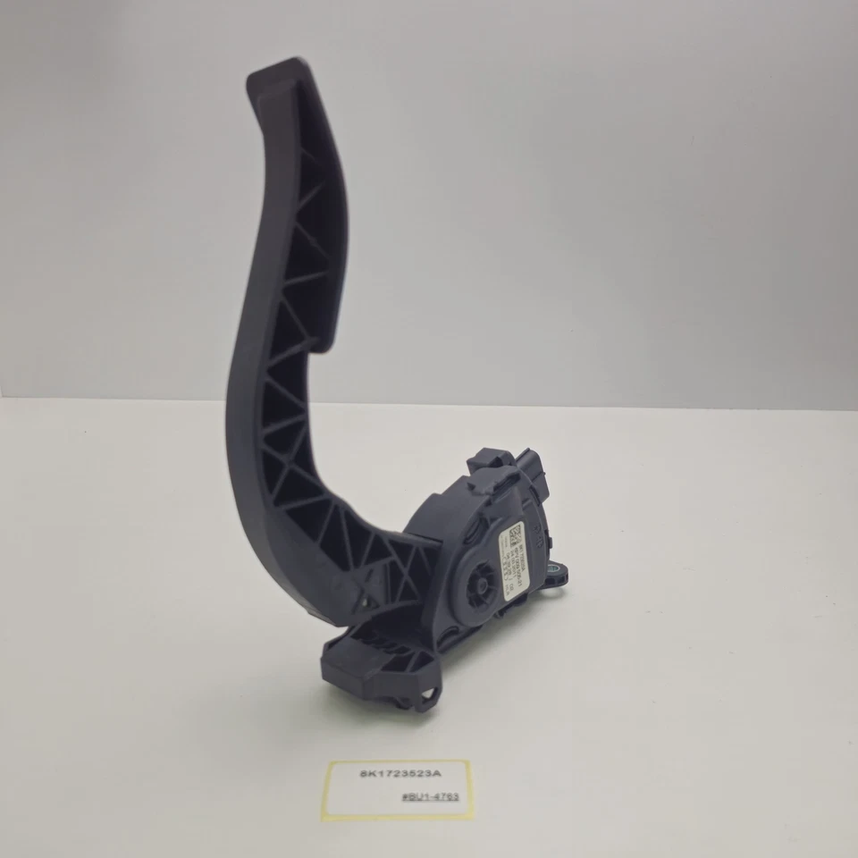 2009-2012 Audi S4 Accelerator Pedal Sensor 8K1723523A - Image 4 of 4