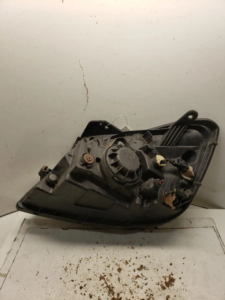 Passenger Right Headlight Fits 06-08 RIO 1406734 - Image 4 of 4