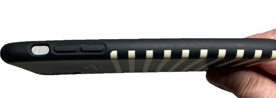 Funda táctil suave Kate Spade para Apple iPhone XS y X - Alimentador a rayas negra/crema Foto 4 de 4