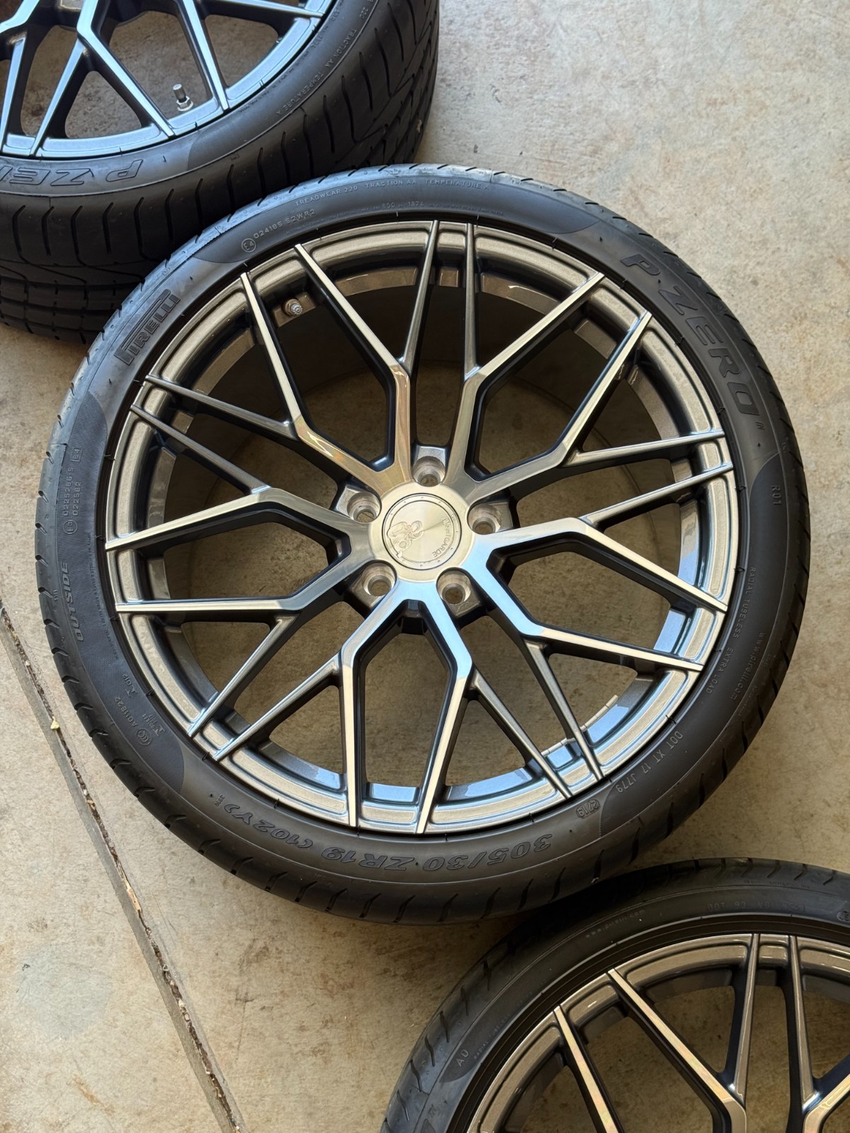 19" AG M520R Wheels Pirelli Tires fit AUDI R8 19x8.5 19x11 5x112 R-Forged V8 V10