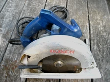 BOSCH 13A 7 1/4" CIRCULAR SAW (1658) 120V with 24 TOOTH CARBIDE BLADE- GOOD COND