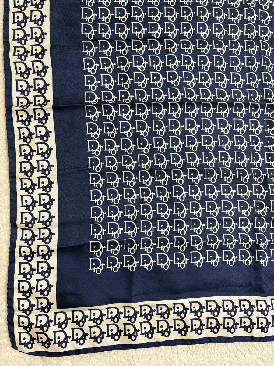Christian Dior シルクストール トロッター青系 サイズ65×65 Christian Dior シルクストール トロッター青系 サイズ65×65