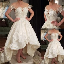 Abiti da sposa vintage alti bassi in taffettà maniche ad aletta bianco avorio