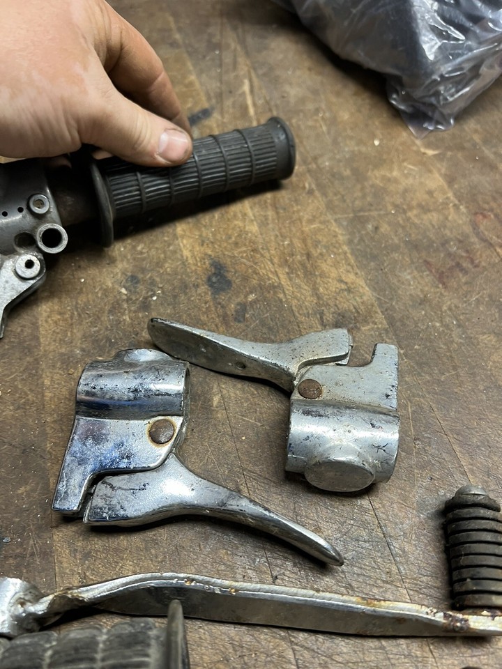 Indian Hodaka Kawasaki Motorcycle Dirt Bike Hand Brake Levers Throttle