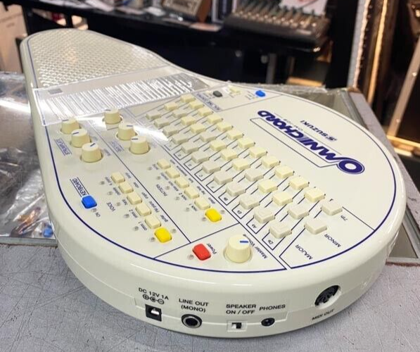 SUZUKI OMNICHORD OM108 Strumplate Auto Bass Chord Electronic Musical