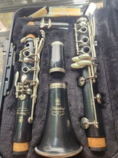 YAMAHA ADVANTAGE CLARINET YCL-200AD WITH CASE not tested