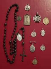 Vintage Religious Lot. 10 Medals And Chaplette. 