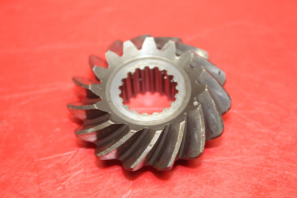 86-88 KAWASAKI BAYOU 185 SALIDA EJE DE TRANSMISIÓN ENGRANAJE CÓNICO 13101-5047 Foto 2 de 4