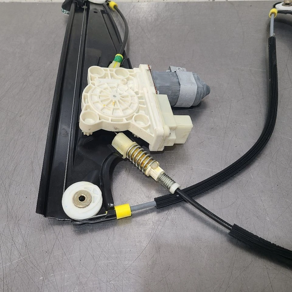 06 2006 BMW 760LI REGULADOR VENTANA PUERTA PASAJERO DELANTERO DERECHO  Foto 4 de 4