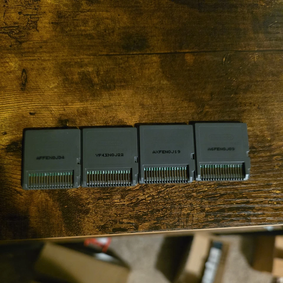 Lote NINTENDO DS Final Fantasy III, IV, XII Revenant Wings, Tactics A2 Carros solamente Foto 2 de 4