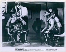 1961 Actor The Underwater City Putting Wet Suits Science Fiction Photo 8X10