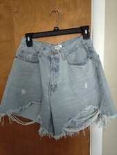 Women's Forever 21 Distressed Light Wash Hi Rise Cut Off Jean Shorts Size 29