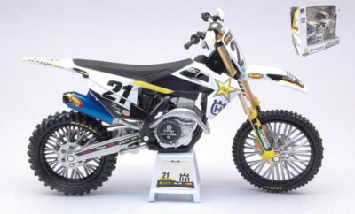 NEW RAY 1/12 MOTORRAD HUSQVARNA 21 JASON ANDERSON STATISCHES MODELL DIECAST