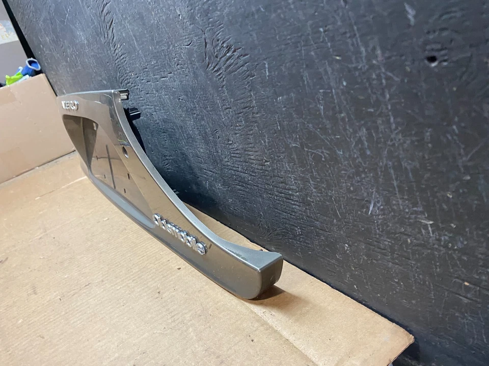 Oldsmobile Alero 1999 a 2004 tapa maletero placa panel OEM G3242 DG1 Foto 2 de 4