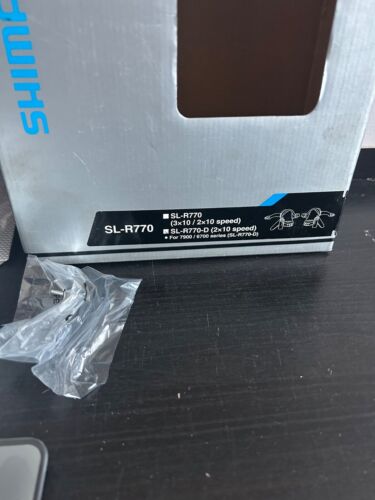 NOS Shimano Ultegra SL-R770 2x10s Flat Bar Road Trigger Shifters NEW - Picture 3 of 4