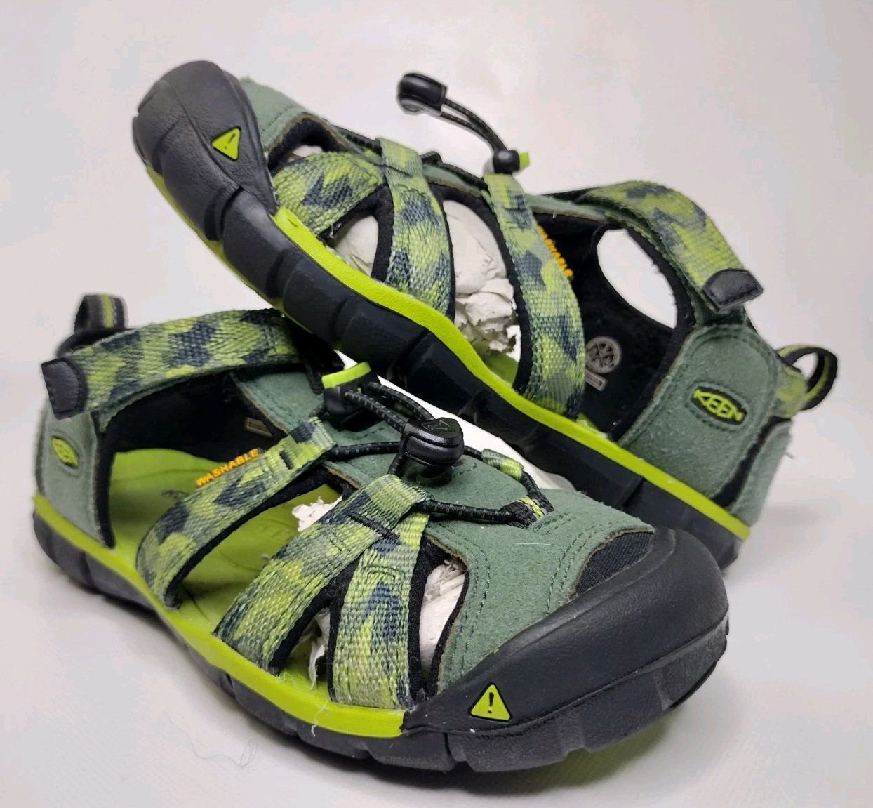 Sandali Keen sport acquatici escursionismo giovani ragazzi verde nero mimetico taglia 3 US 2 UK 35 EUR