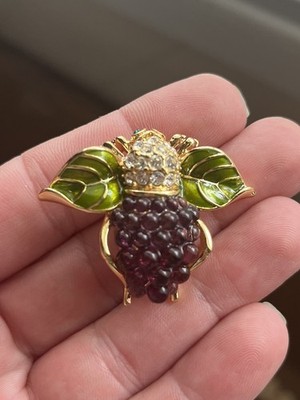 Vintage Joan Rivers Bumble Bee Brooch Purple Gold Green Eyes Grape Vine