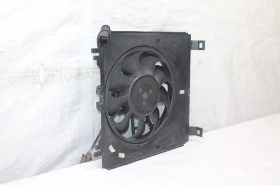 2003 PPORSCHE BOXSTER 986 CON #402 РАДИАТОР ОХЛАЖДЕНИЯ ВЕНТИЛЯТОР ДВИГАТЕЛЯ СПРАВА - Изображение 2 из 4