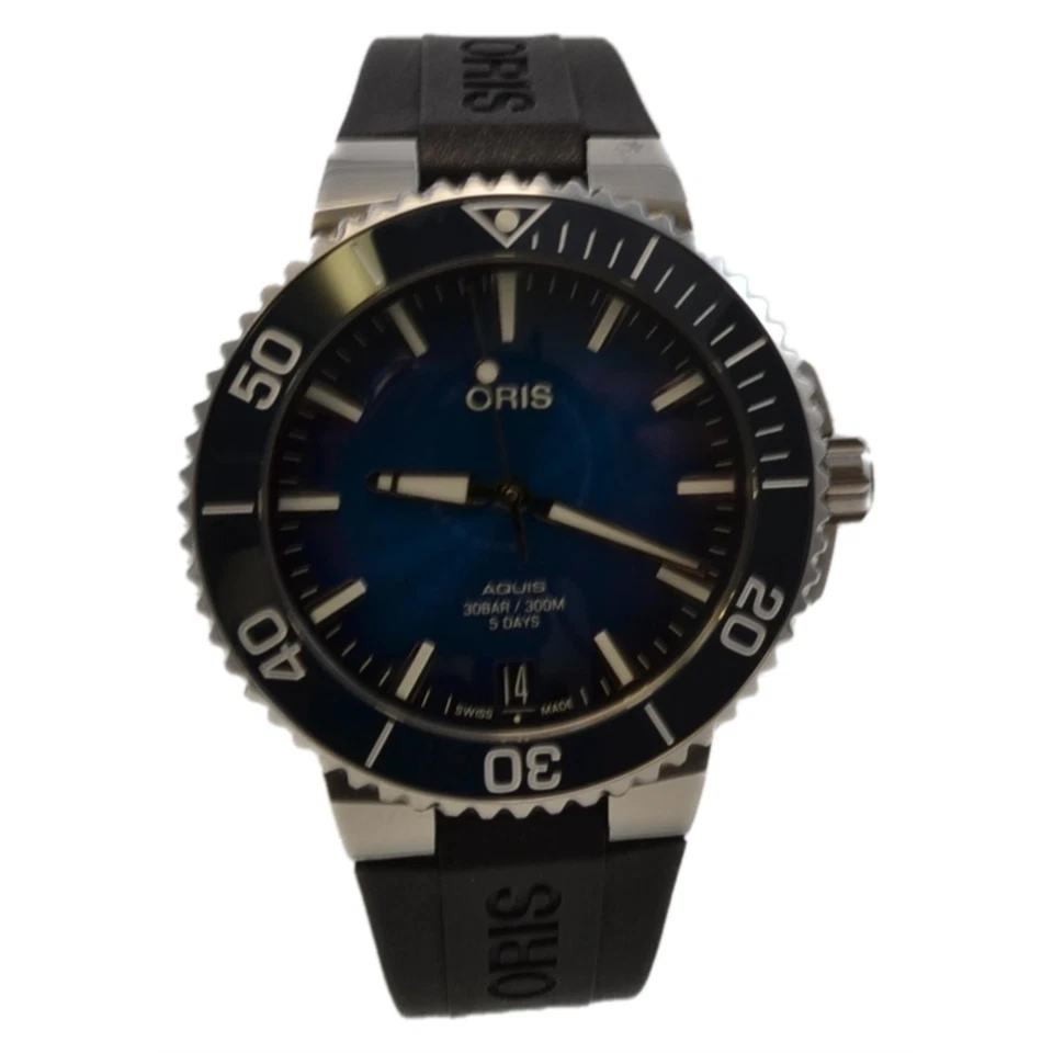 ORIS 0140077694135-0742274FC Store Display 9,5 de 10 Aquis Date Calibre 400