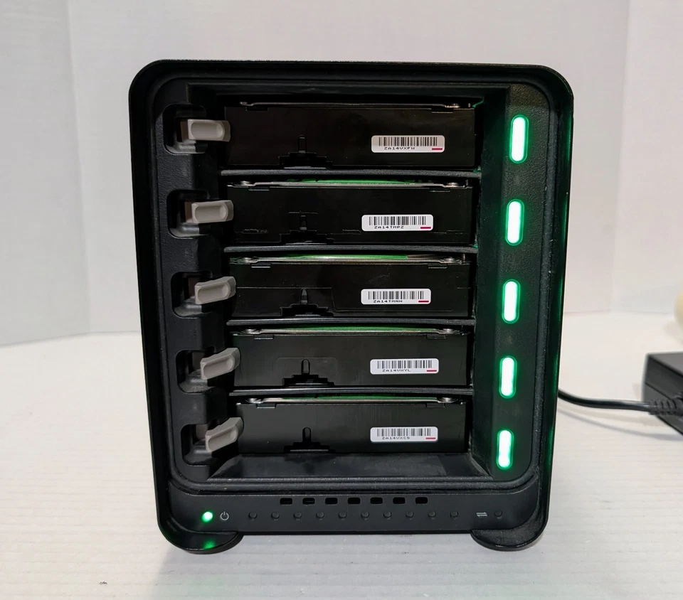 Drobo 5N DRDS4-A NAS Network Attached 5 Bay Storage w/ power supply (no drives) - Image 3 of 4