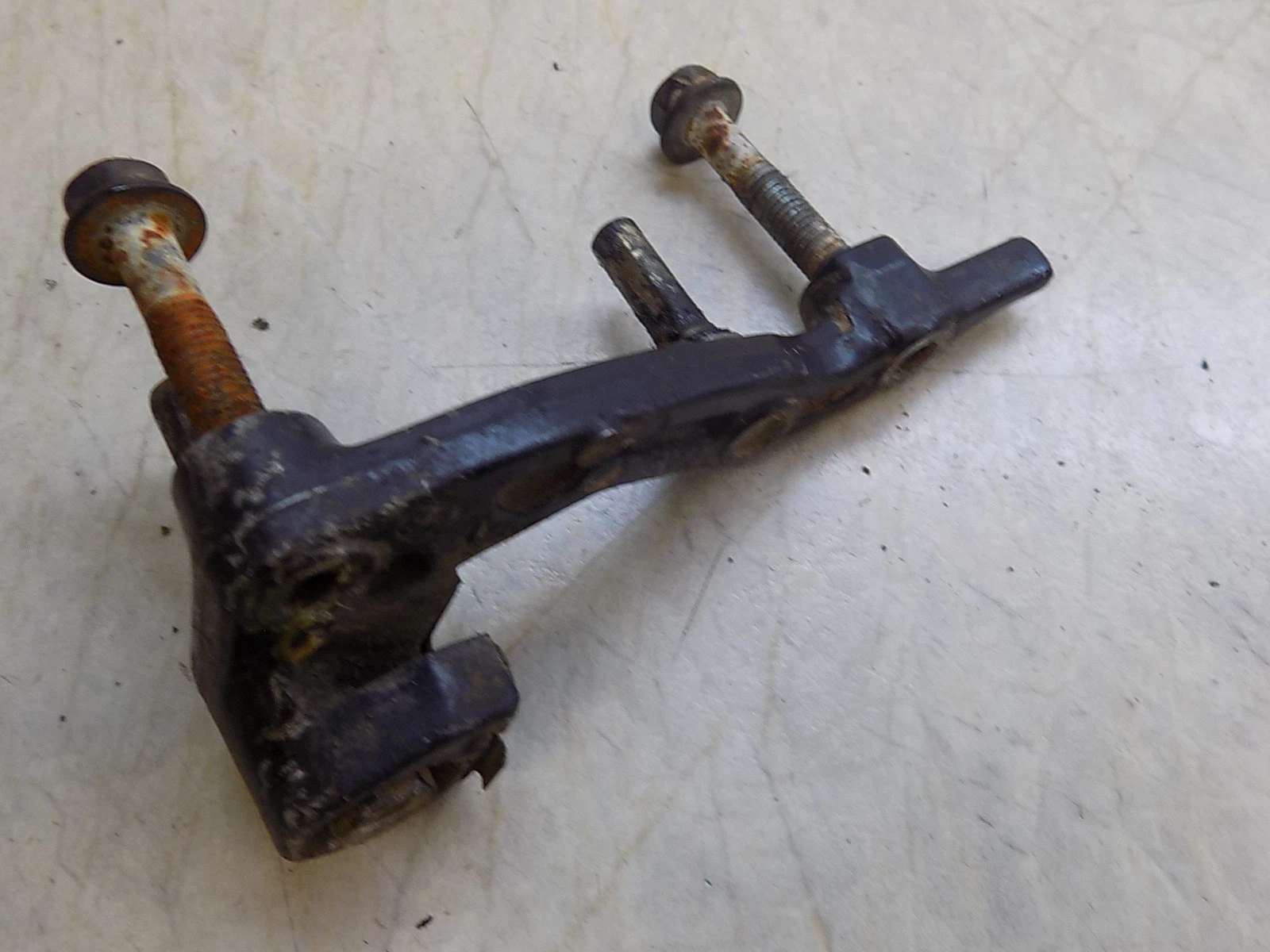 Honda ATC350X Front Brake Caliper Mount Piece   ATC 350x x 1986