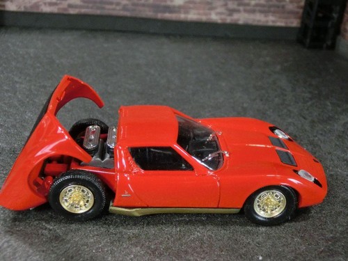 Rio 1/43 Made In Italy Lamborghini Miura S 1968 - Foto 12 di 20