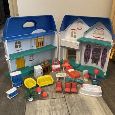 My Happy Family Fold-out Doll House, Furniture, Vintage Set Keen way