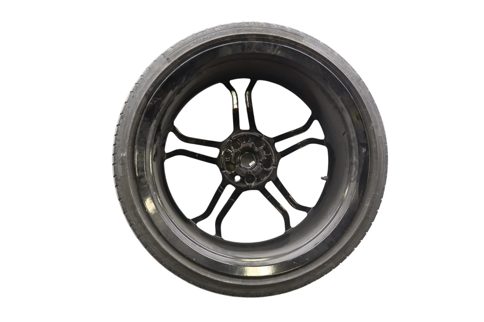 12-16 McLaren MP4-12C Front Lightweight Wheel Rim 19x8.5 W/ Tire 235/35ZR19 Oem