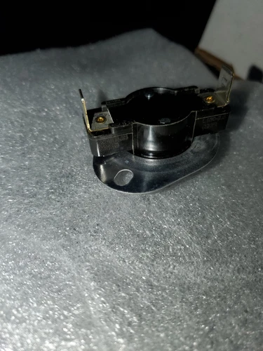 Bard HVAC S8402-028 Limit Control 150-125 Switch