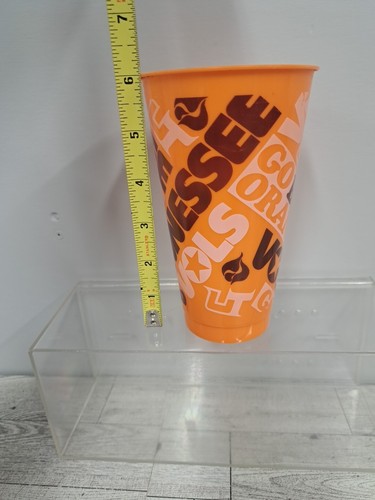 4 Vtg 1970's Tennessee Vols Tailgate Go Big Orange 6" Plastic Stadium Cups - Picture 8 of 9