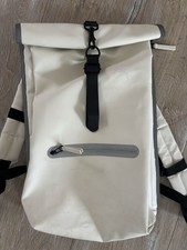 Rains Rucksack Roll Top Weiß Reflektor Unise...