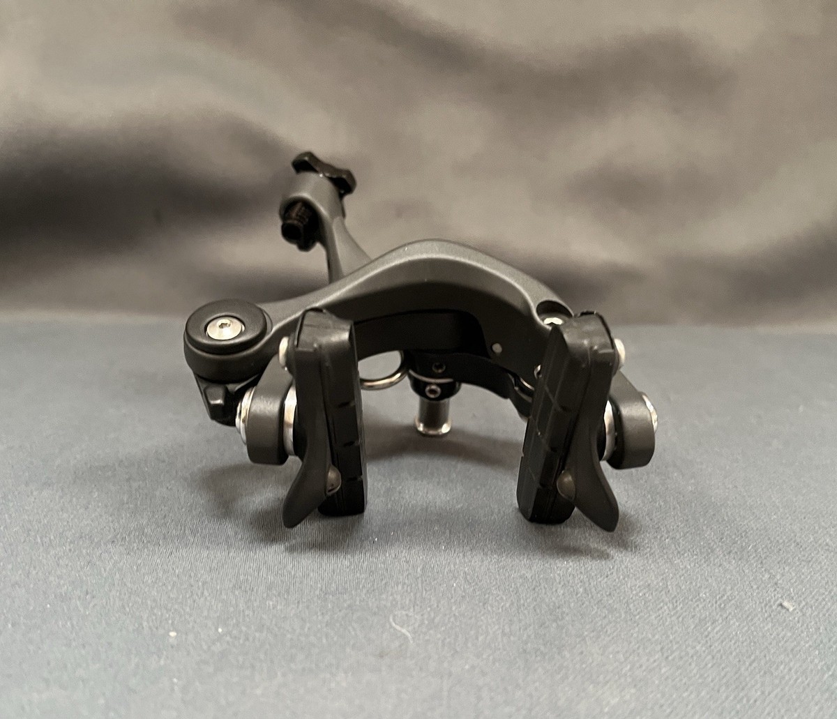 Shimano Dura-Ace BR-7900 Rim Brake Caliper Set Dual-Pivot Side