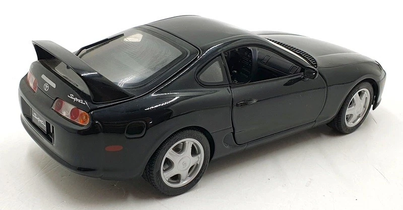 Kyosho масштаб 1/18 литая модель DC9525A — Toyota Supra — черная - Изображение 2 из 4