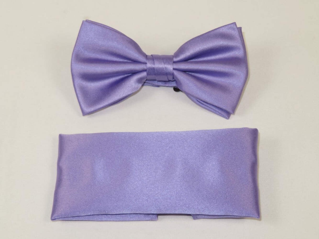 Мужской атласный шелковистый галстук-бабочка Hankie от JValintin Collection 10027 Лавандовый 5690₽