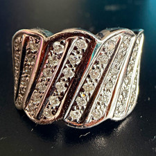 Diamond Boutique 9ct White Gold Diamond Stripe Ring 0.66ct G-H Size N