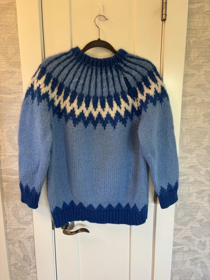 Suéter De Colección Hecho a Mano Tejido Fair Isle Talla L Azul y Blanco Esquí Pesado**Leer Foto 2 de 4