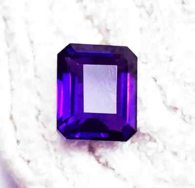 Shiny Violet Amethyst 10-12 Ct Natural Emerald Cut EGL Certified