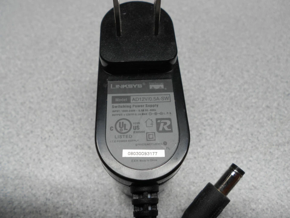Linksys Power Adapter AD12V/0.5A-SW 12V 0.5A AD12V/0.5A-SW AD12V/0.5A-SW +12V - Image 2 of 2