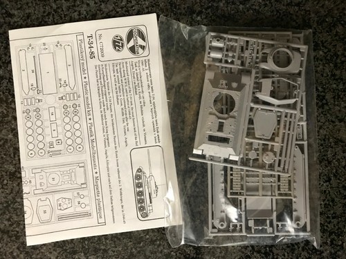 ✰ Cooperativa ✰ T-34/85 tank ✰ 1/72 model kit w/DECALS RED ARMY  Soviet Union - Picture 5 of 5