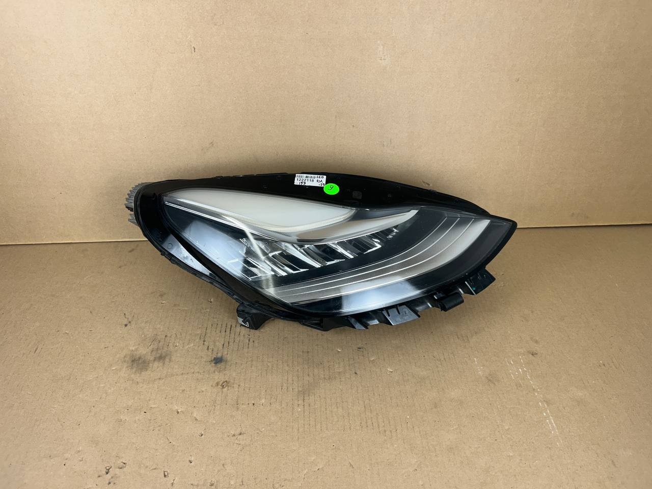 ✅ 17-20 Tesla Model 3 Y Headlight Right Passenger LED 1077372-00-L /no tab