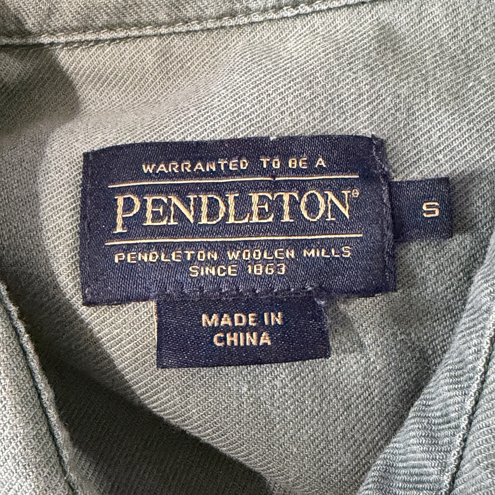 Pendleton Beachshack Long Sleeve Button Up Shirt … - image 3