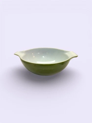 Vintage PYREX Verde Avocado Green Cinderella Mixing Bowl  444,  4 QT