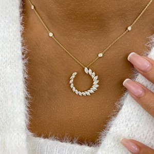 2.3ct Marquise & Round Pendant Necklace Yellow Gold 14K Labcreated Diamond F/VS