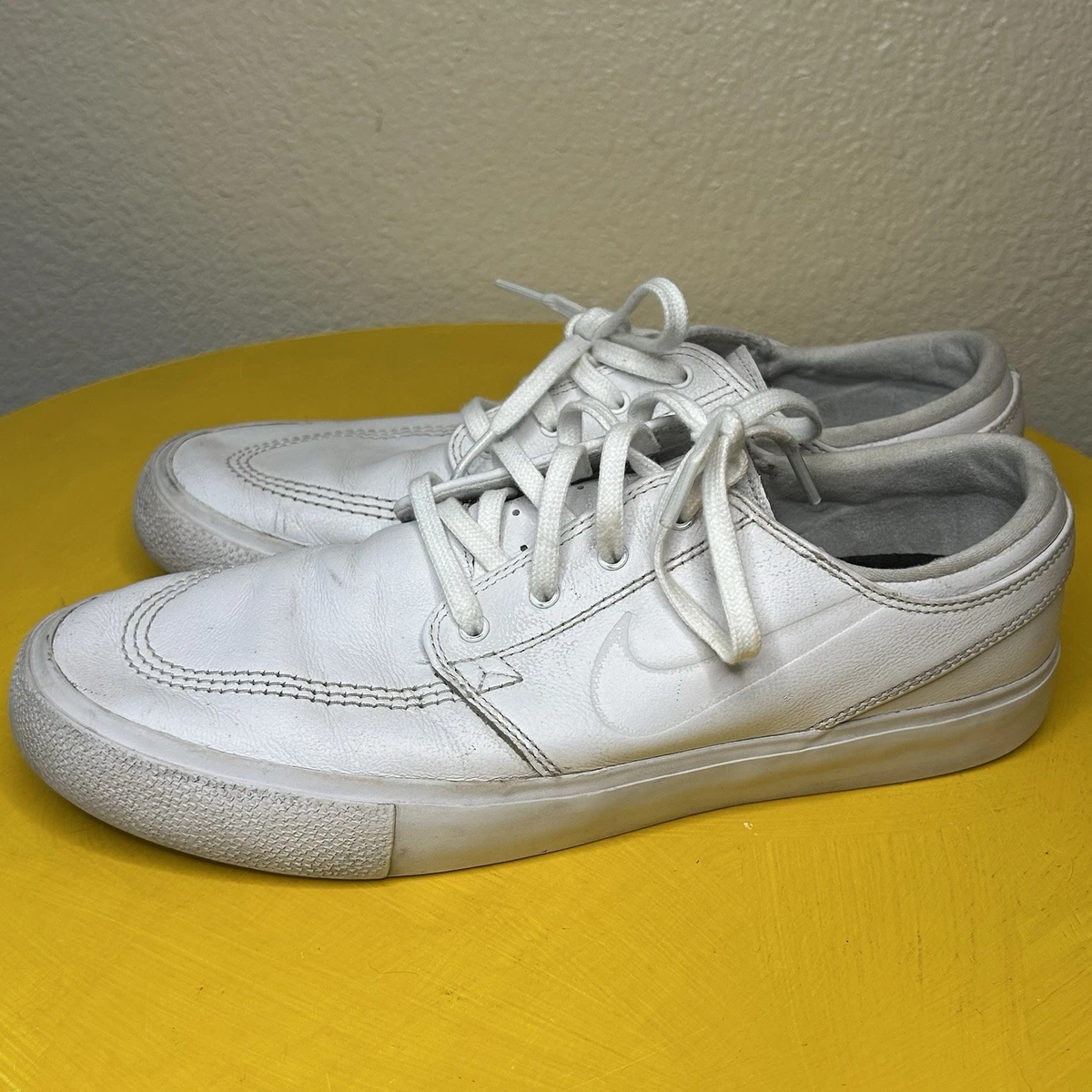 Nike Zoom Stefan Janoski RM Premium SB Triple White for Sale  display picture 2